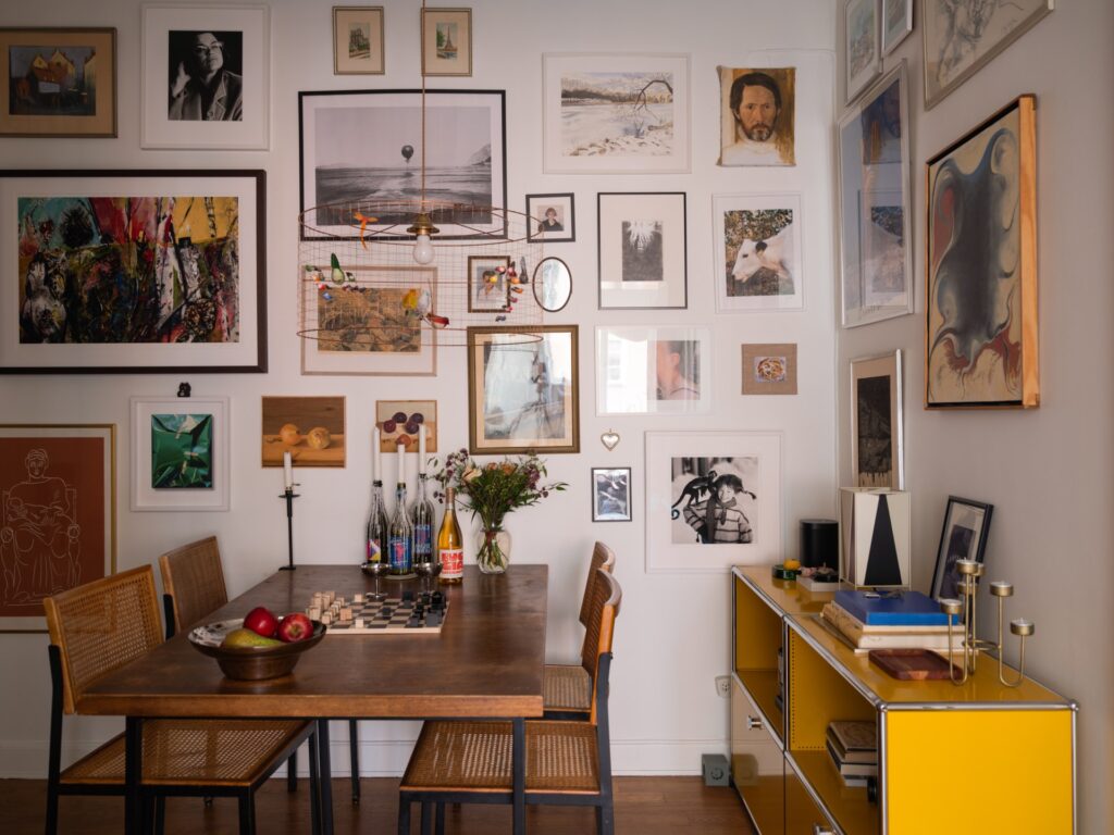 beautiful gallery wall in dining nook