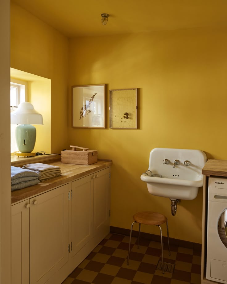Farrow & Ball Babouche