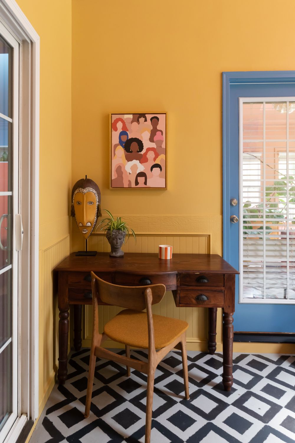 details on screened porch