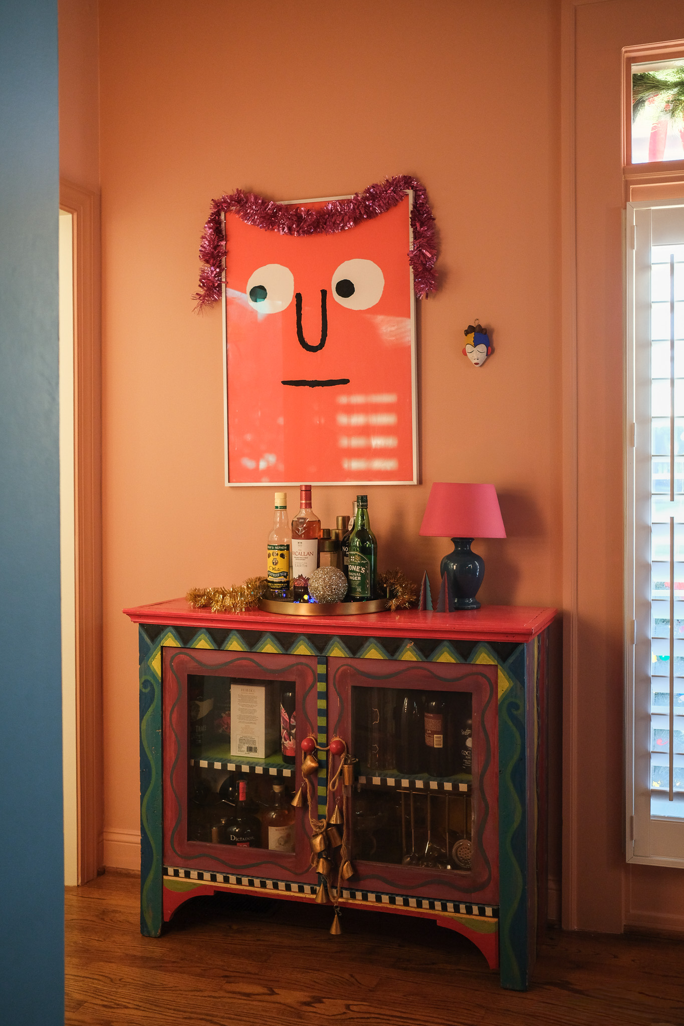 festive bar styling, christmas home tour