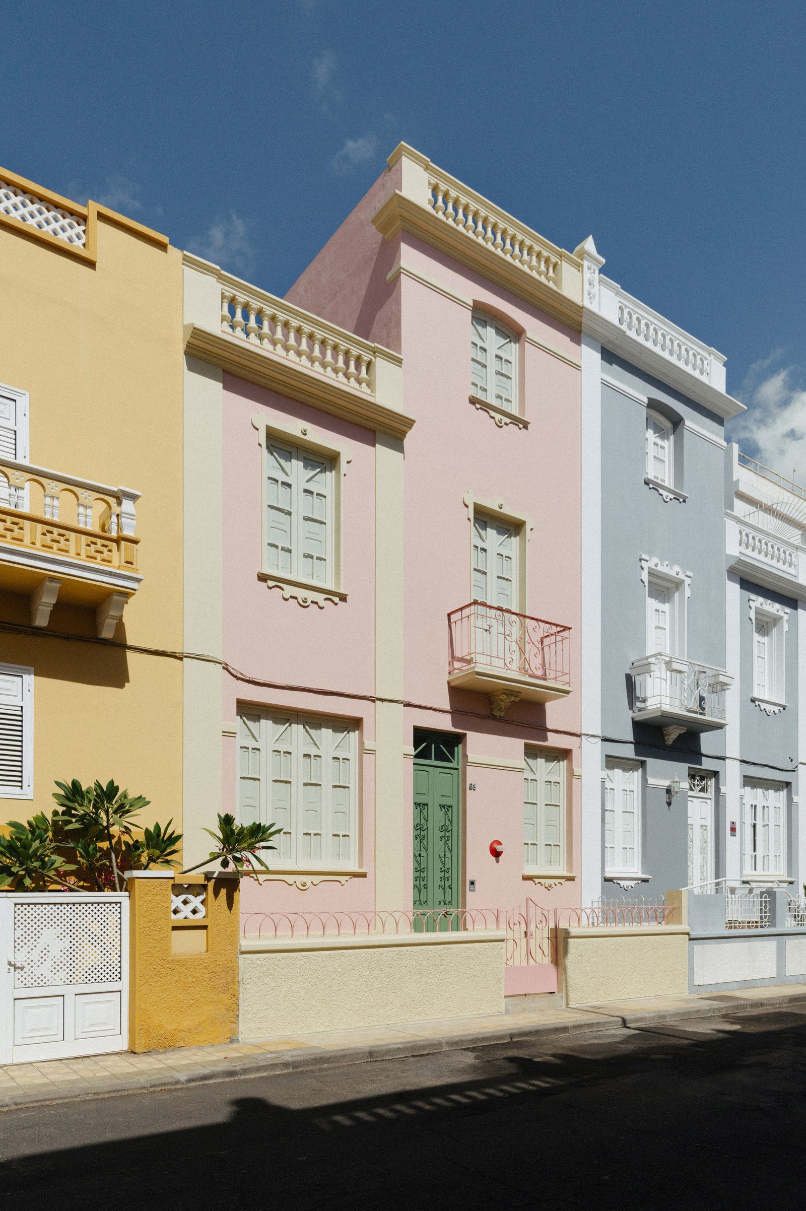 Casa Hotelito-design by Fiveohfive #architecture #color