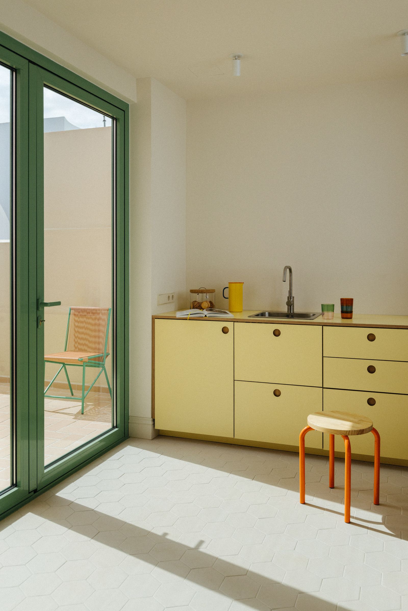 Casa Hotelito-design by Fiveohfive #colorblock