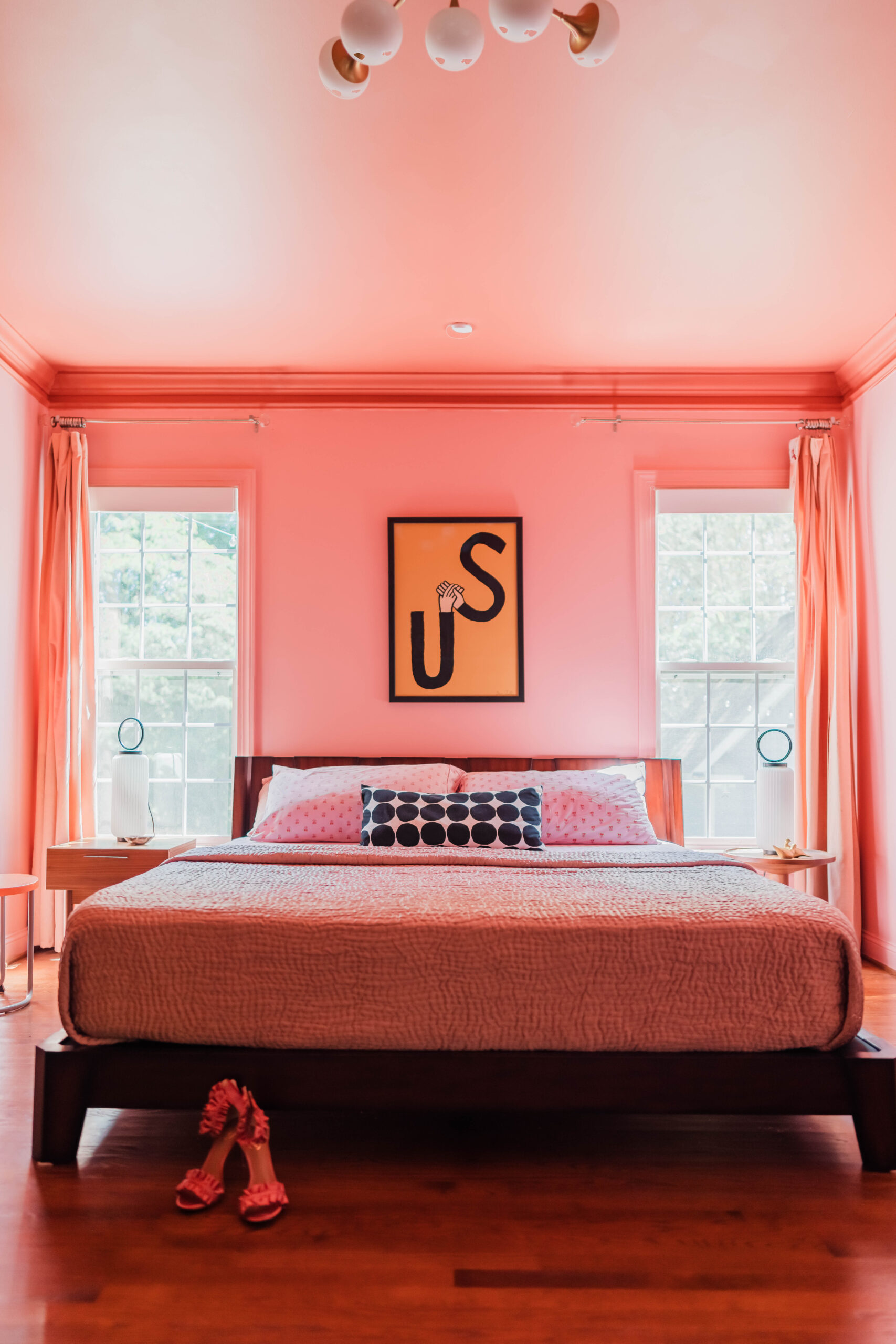 beautiful pink bedroom