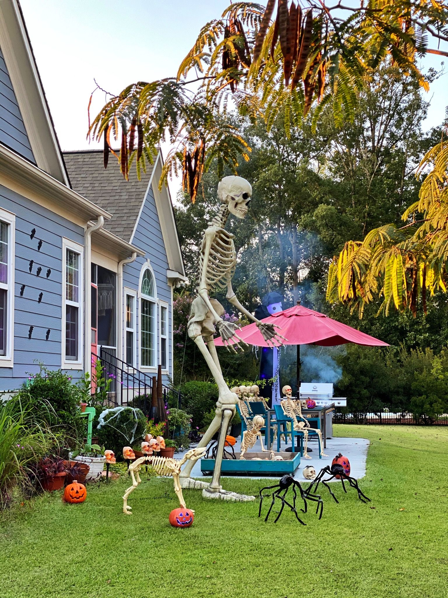 Giant skeleton Halloween